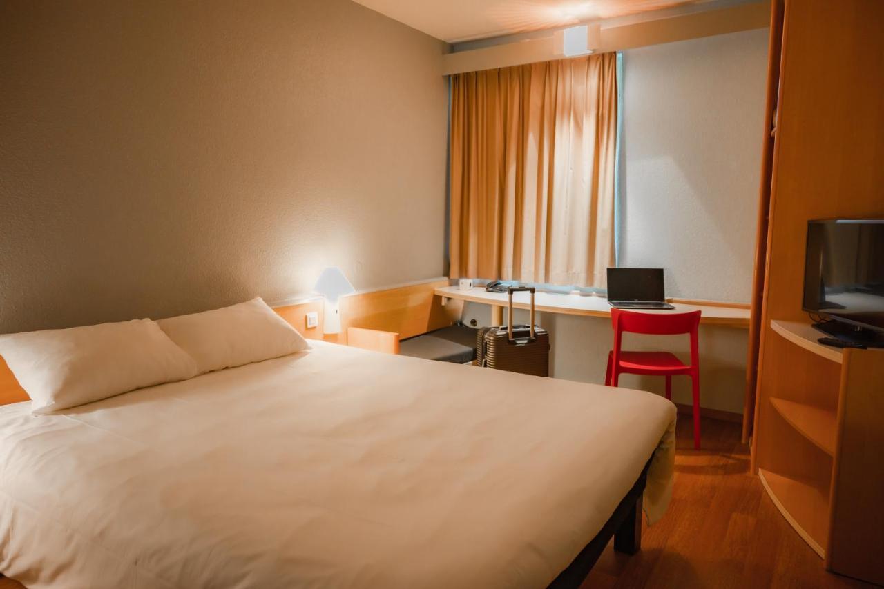 Ibis Colmar Est - Hotel Restaurant En Alsace Horbourg-Wihr Екстериор снимка